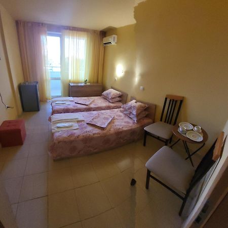 Apartamenti Ivaia Apartment Varna ภายนอก รูปภาพ